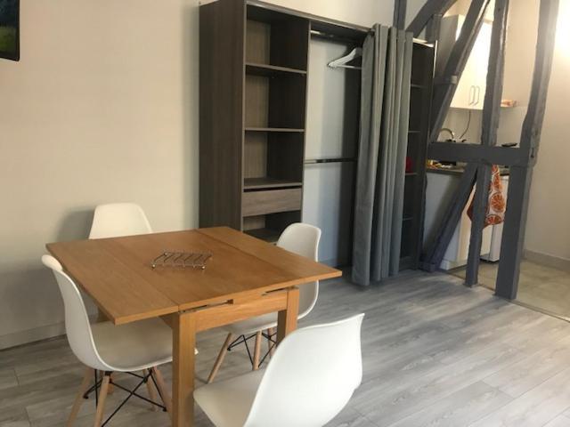 Ferienwohnung Vieux Marche Rouen Exterior foto